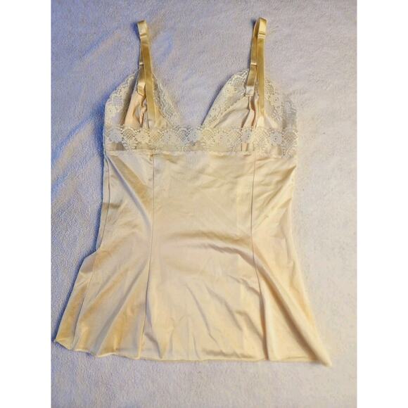 VTG 80s KOMAR Champagne Lace Trim Cami Camisole Top Size 32 Small Lingerie USA - Picture 3 of 10